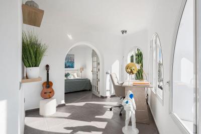 Villa te koop in Nueva Andalucía - R5286952 Villa te koop in Nueva Andalucía - R5286952