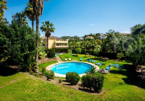 Apartment for sale in La Quinta, Benahavís - R5348851