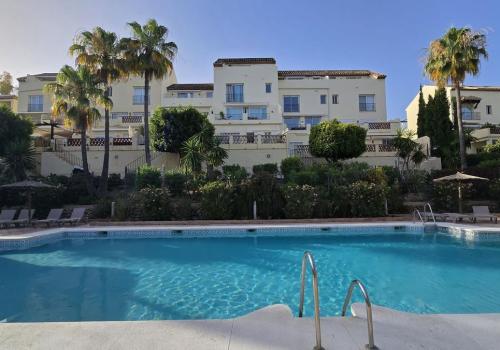 Casa en venta en Nueva Andalucía, Marbella - R5423698 Casa en venta en Nueva Andalucía, Marbella - R5423698