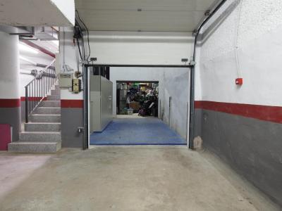 Garage à vendre à Centre, Roses - PR00497 Garage à vendre à Centre, Roses - PR00497