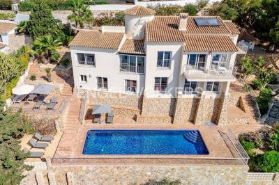 Villa in vendita a Calpe Pueblo - W-048Q3Y