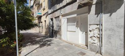 Carrús Este محلي للبيع - 3009_029989 Carrús Este محلي للبيع - 3009_029989