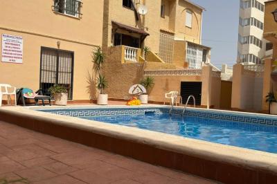 House for sale in Playa del Cura - MC-25751