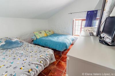 Villa for sale in Canillas de Albaida - 13959082