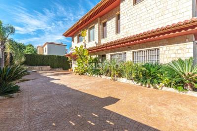 جافيا منزل للإيجار - 3388AB257 جافيا منزل للإيجار - 3388AB257
