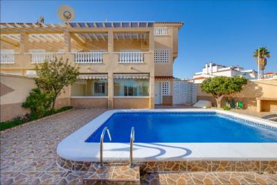 Bungalow myytävänä Zeniamar-Horizonte-La Campana, Orihuela - AA-3625 Bungalow myytävänä Zeniamar-Horizonte-La Campana, Orihuela - AA-3625