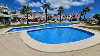 Бунгало на продажу в Los Almendros-La Florida - AA-3639 Бунгало на продажу в Los Almendros-La Florida - AA-3639