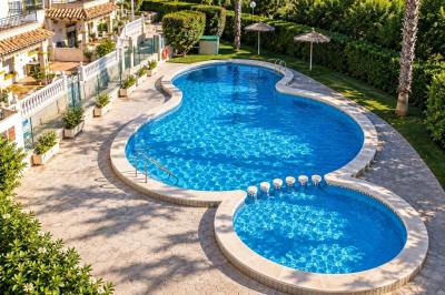 Bungalow myytävänä Playa Flamenca, Orihuela - AA-3742 Bungalow myytävänä Playa Flamenca, Orihuela - AA-3742