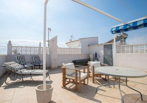 Apartment for sale in Los Almendros-La Florida - AA-3796