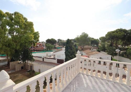 Chalet for sale in Los Balcones - Los Altos del Edén, Torrevieja - AA-3799