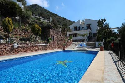 House for sale in Frigiliana - 1951