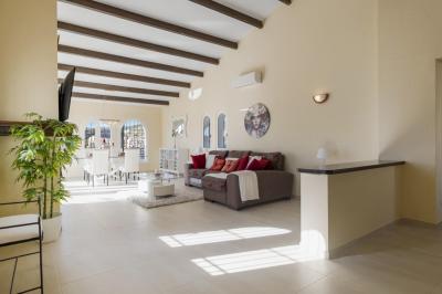 Villa for sale in Centro, Estepona - DPIe20233