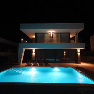 Villa for sale in Manilva - DPIe24193