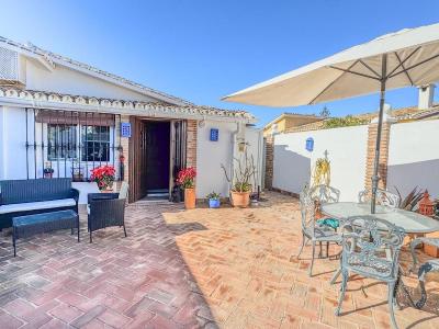 Villa for sale in Guadalmansa - DPIe21631