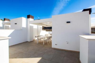 Huis te koop in El Palo, Malaga - DPIc348810 Huis te koop in El Palo, Malaga - DPIc348810