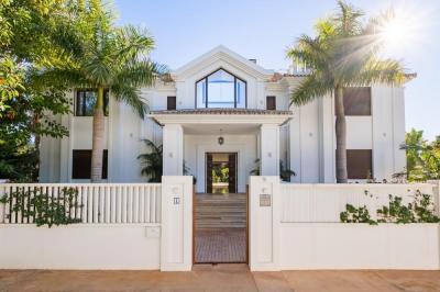 Villa for sale in Casco Antiguo - DPIc347436