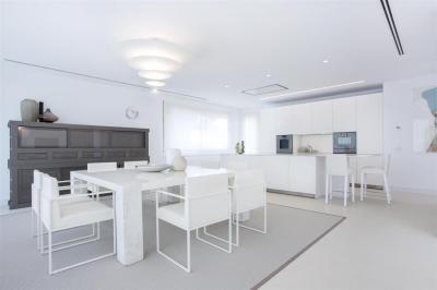 Villa for sale in Centro, Estepona - DPIe4126