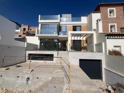Chalet for sale in Avda Pescia - Ctra de Frigiliana - NE1812 Chalet for sale in Avda Pescia - Ctra de Frigiliana - NE1812