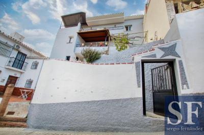 Casa en venta en Benamargosa - TH1394