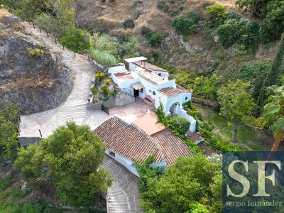 Villa for sale in Canillas de Albaida - CV1010