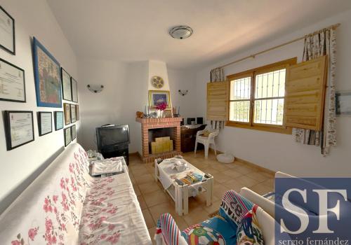 Villa en venta en Canillas de Albaida - CV1018