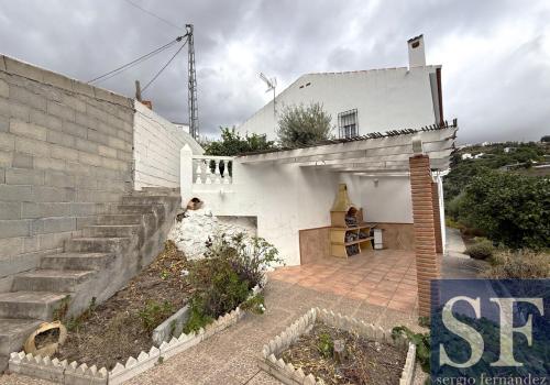 Villa en venta en Canillas de Albaida - CV1018