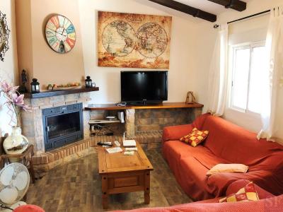 Villa for sale in Cómpeta - CV452