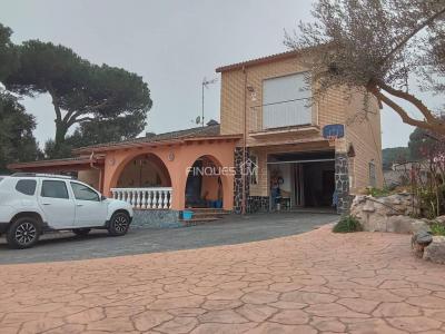 House for sale in La Goba - 506