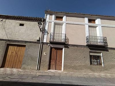 Chalet for sale in Villacarrillo - 246