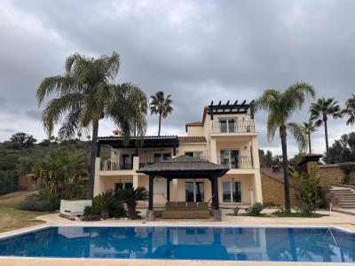 Villa for sale in Las Lomas - DDH681