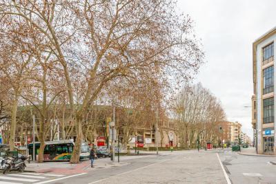 Premises for sale in Pamplona - 2045493