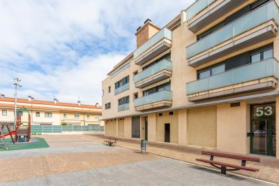 Premises to rent in Huarte - 686553