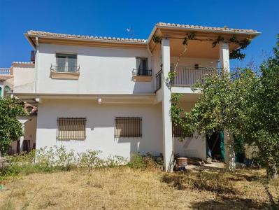 Villa for sale in El Pinar - 1319