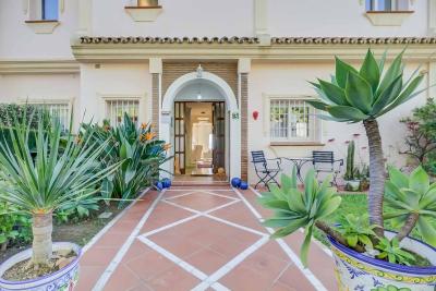 Maison à vendre à Cabopino-Artola, Marbella - HH 2025 / 9720