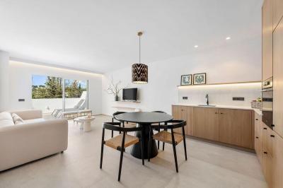 出售酒店式公寓Lomas De Marbella Club-Puente Romano - HH 2025 / 9531