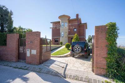 Hus  till salu i Berga - 2161