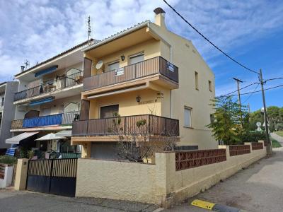 Huvila myytävänä L'Estartit, Torroella de Montgrí - 2352DLDUN Huvila myytävänä L'Estartit, Torroella de Montgrí - 2352DLDUN