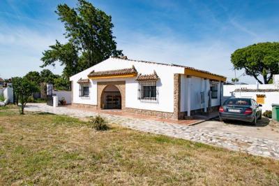House for sale in Pelagatos - Pago del Humo, Chiclana de la Frontera - p4h3u