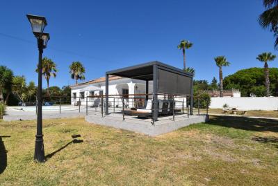 Villa for sale in Las Lagunas - Campano, Chiclana de la Frontera - c0a6u