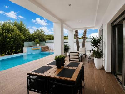 Дом на продажу в Playa de San Juan - fotografo Дом на продажу в Playa de San Juan - fotografo