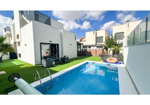 Villas in Torrevieja