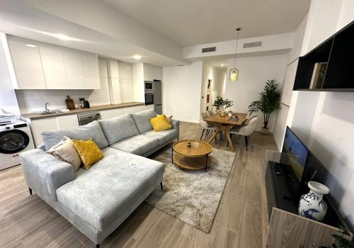 Properties in Algorfa