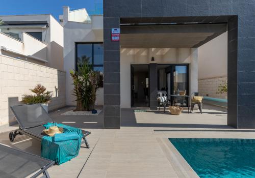 Properties in Rojales