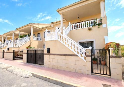Properties in Daya Vieja