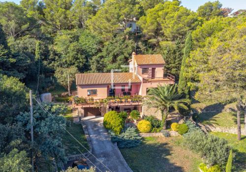 Homes in Begur