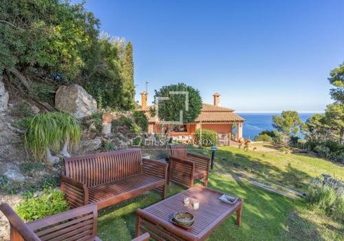 Properties in Begur