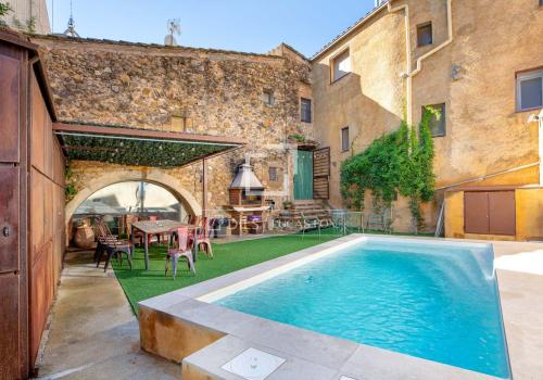 Houses in Girona