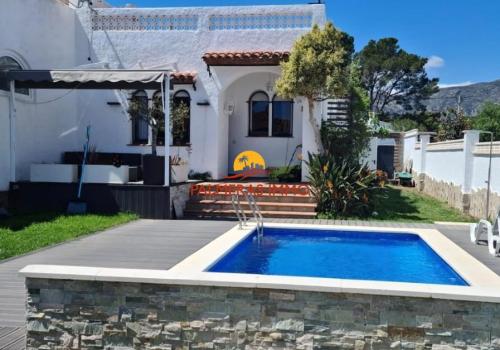 Properties in Mont-roig del Camp