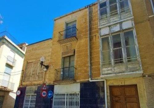Locales en Orihuela