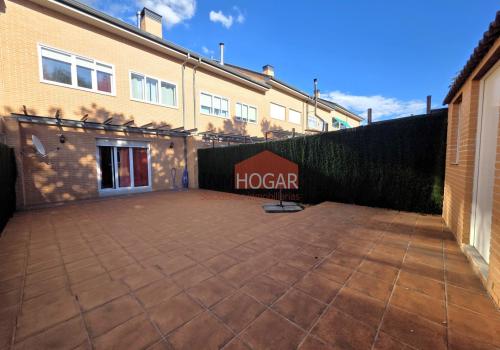 Homes in Ávila